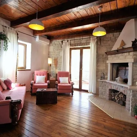 Rustic Ena With Pool For Up To 10 Persons Villa